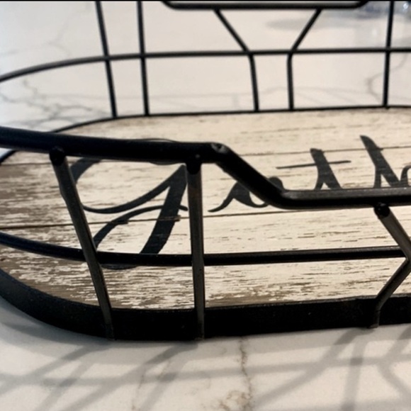 💙 Rustic Wire 'Gather' Basket - Picture 3 of 5